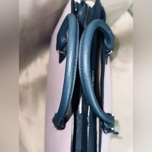 Kate Spade Large 3 tone leather handbag. Baby Lilac, Navy & White. EUC. - Picture 5 of 15